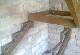 Металлокаркас, лестница "под ключ"