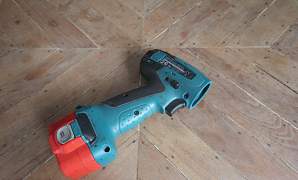 Зарядное Makita DC1414T + 2 аккумулятора + кейс +