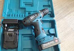 Шуруповерт Makita DF457DWE 24В