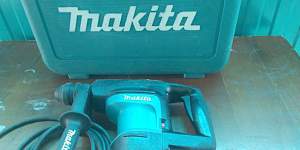 Перфоратор Makita HR3200C