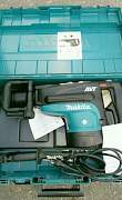 Перфоратор makita HR5210C (новый)