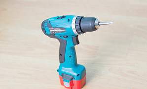 Дрель-шуруповерт Makita 6261dwpe