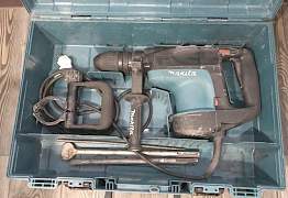 Перфоратор makita-hr4001c