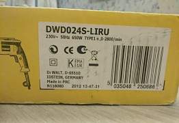 Ударная дрель DeWalt DWD024S