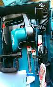 Перфоратор makita HR4001C новый продам