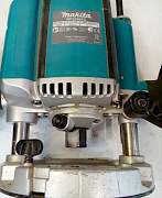 Фрезер Makita RF2300PC