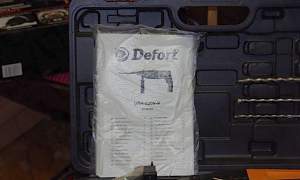 Перфоратор Defort DRH-620H-K