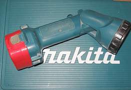 Шуруповёрт в кейсе makita 12В