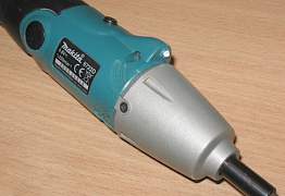 Аккумуляторная отвертка makita 6722D