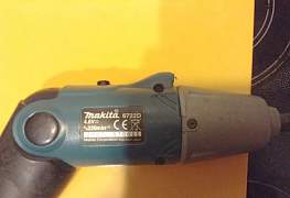 Аккумуляторная отвертка Makita 6722d