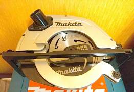 Циркулярная пила Makita 5704R новая