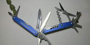 Leatherman juice CS4 blue, Ganzo g 739, Spyderco