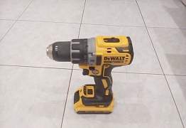 Бесшеточный шуруповерт Dewalt DCD791