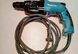 Перфоратор Makita HR2450