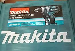 Шуруповерт makita DDF454RFE новый в кейсе