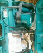 Перфоратор Makita HR 4002